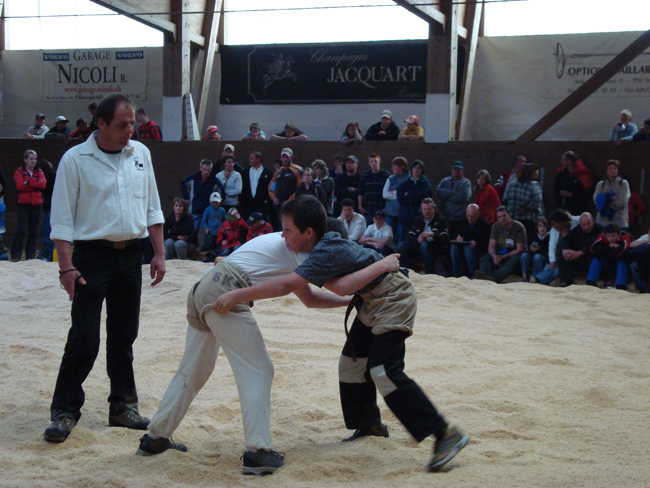 lutte corminboeuf 120